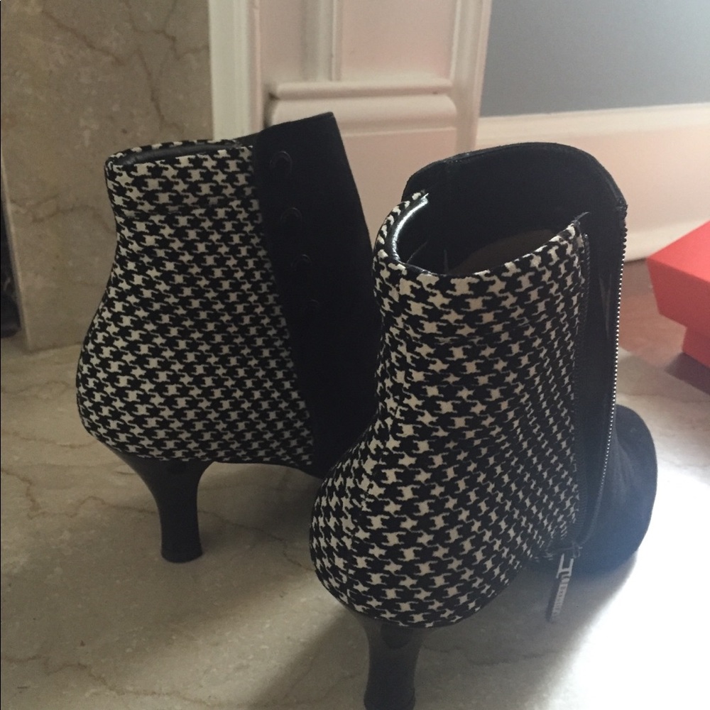 Boot heels - Picture 2 of 2